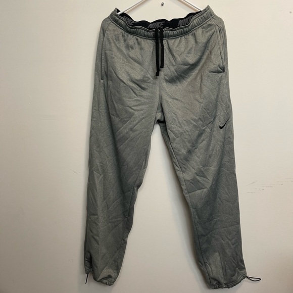 Nike Therma-Fit Sweatpants - Picture 1 of 3